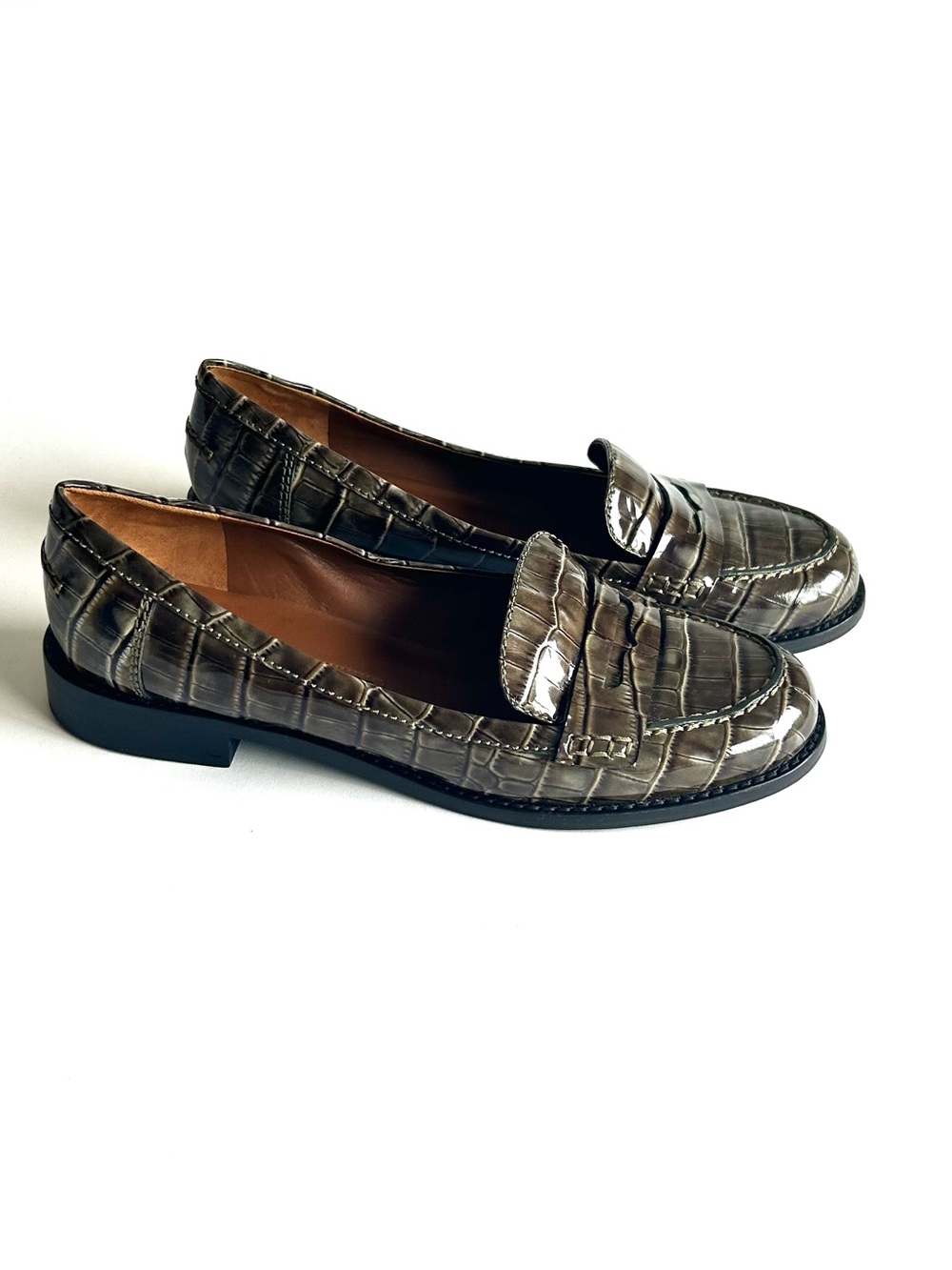 Marc Jacobs Green Patent Leather Croc Print Penny Loafers size EUR 40, US 9.5